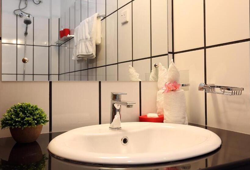 ２ベッドルームアパートメント, Iddamal Apartments