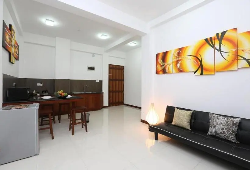آپارتمان 2 خوابه, Iddamal Apartments
