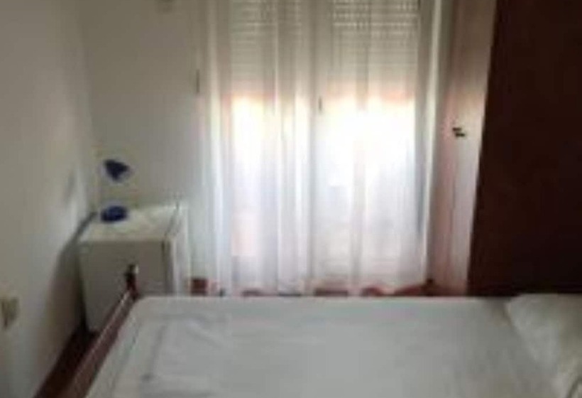 اتاق استاندارد سه نفره, Rooms Kuljic