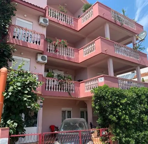 اتاق استاندارد سه تخته با بالکن, Rooms Kuljic