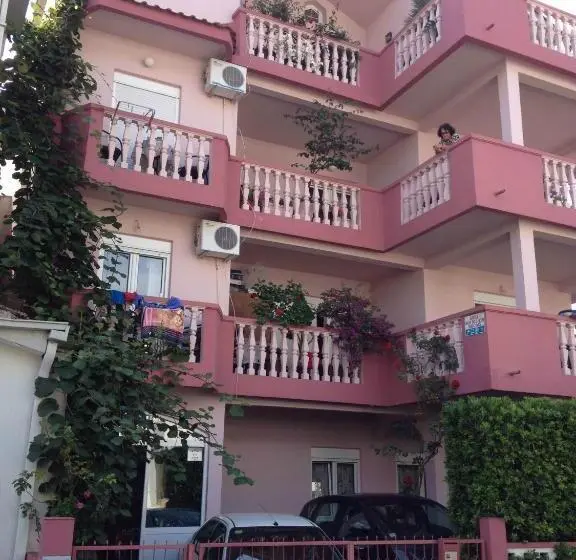 اتاق استاندارد با سرویس بهداشتی مشترک, Rooms Kuljic