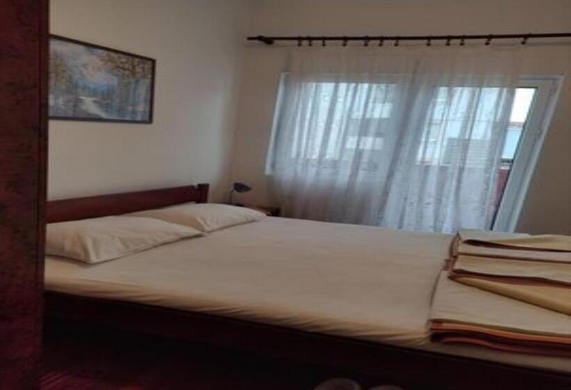 اتاق لوکس با بالکن, Rooms Kuljic