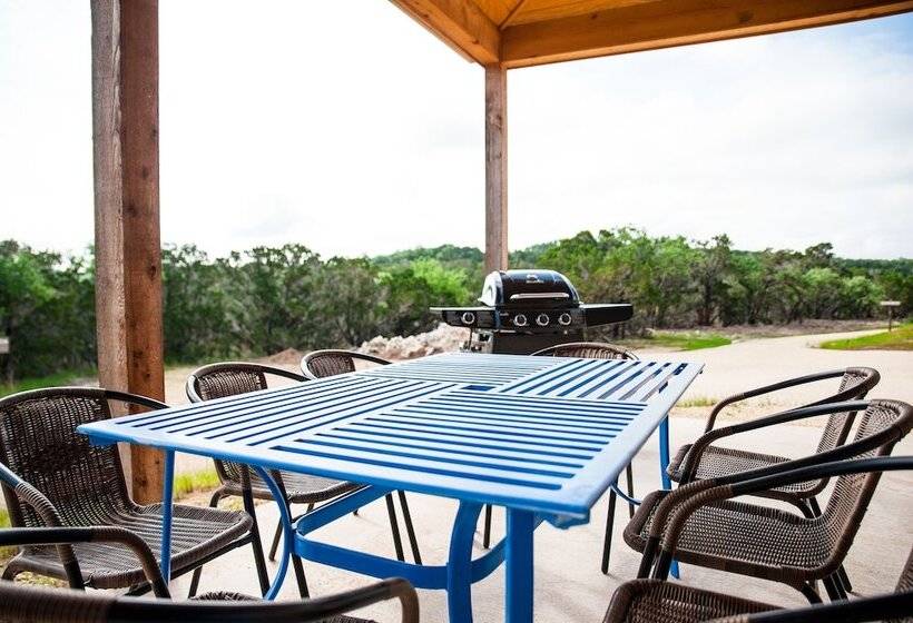 침실 2개 주택, Hill Country Casitas