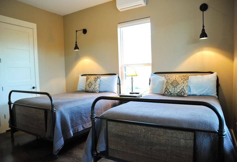 Дом 2 Спальни, Hill Country Casitas