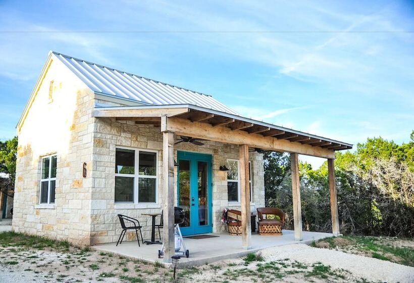 침실 1개 주택, Hill Country Casitas