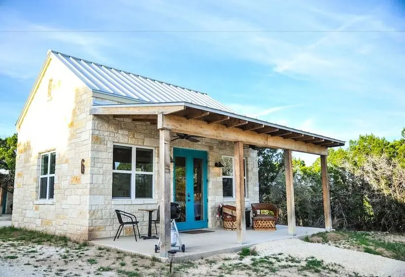 1ベッドルームハウス, Hill Country Casitas