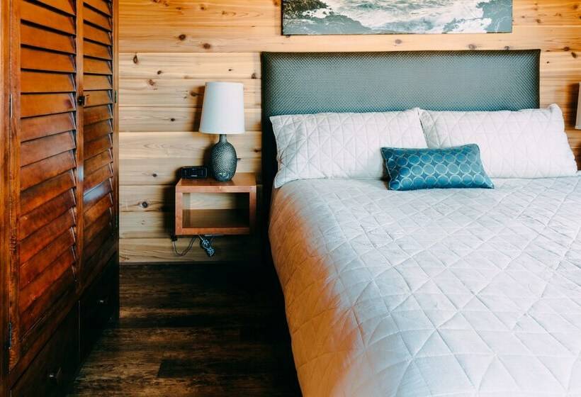 豪华小屋, Snug Harbor Resort