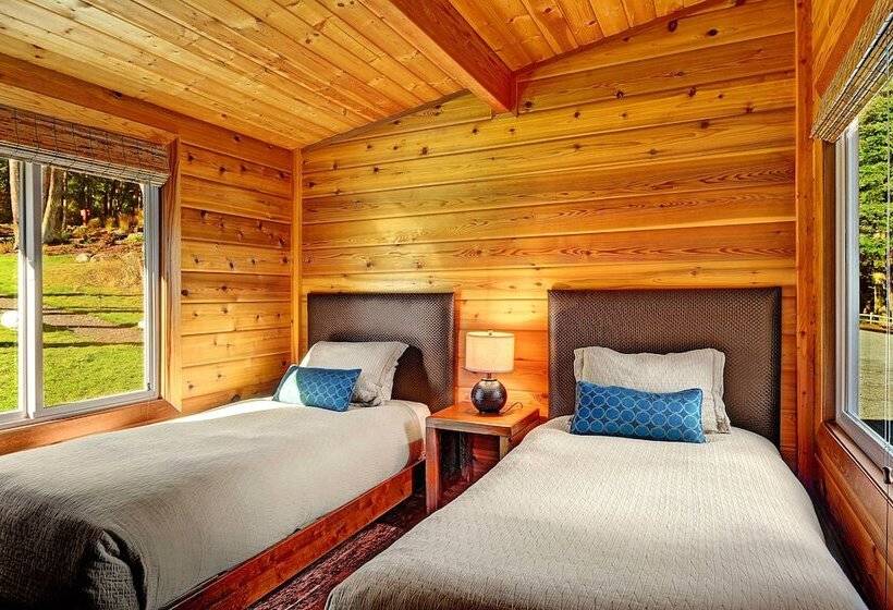 豪华小屋, Snug Harbor Resort