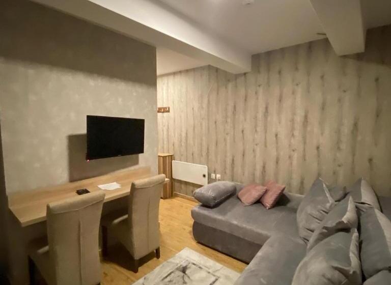 آپارتمان 1 خوابه, Mujen Lux Kopaonik