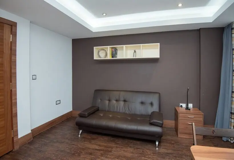 Deluxe-sviitti, Livin Serviced Apartments