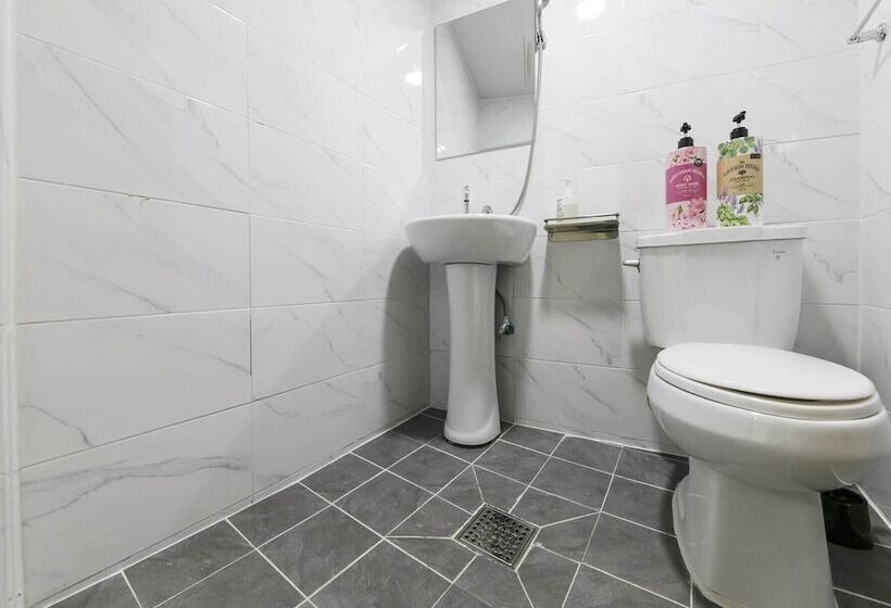 חדר סטנדרט, Seoul Station R Guesthouse