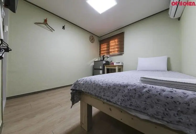 اتاق استاندارد یک نفره, Seoul Station R Guesthouse