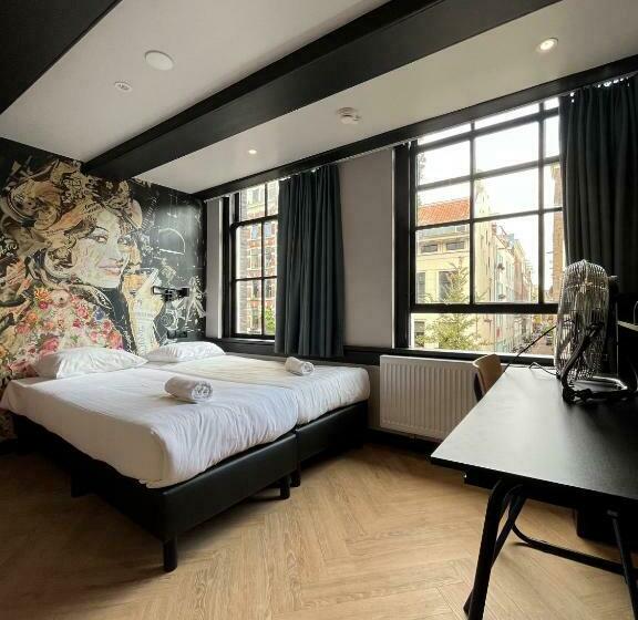 اتاق استاندارد, Heart Of Amsterdam Hostel