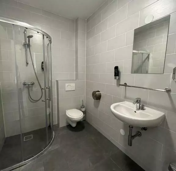 اتاق استاندارد سه نفره, Heart Of Amsterdam Hostel