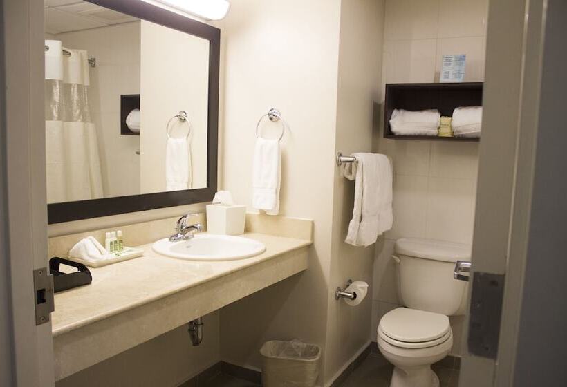 اتاق لوکس, Costa Bahia Hotel & Convention Center