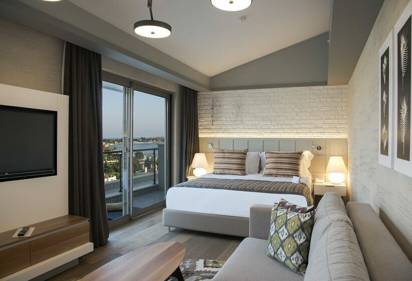 高级房间侧面带海景, Acanthus Cennet Barut Collection Ultra All Inclusive