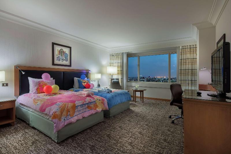 اتاق استاندارد با چشم‌انداز رودخانه, Adana Hiltonsa