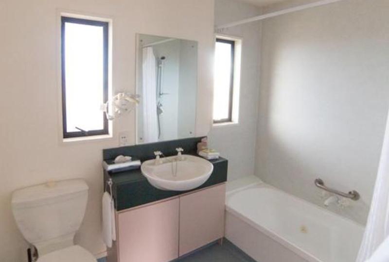 اتاق اجرایی, Adana Hiltonsa