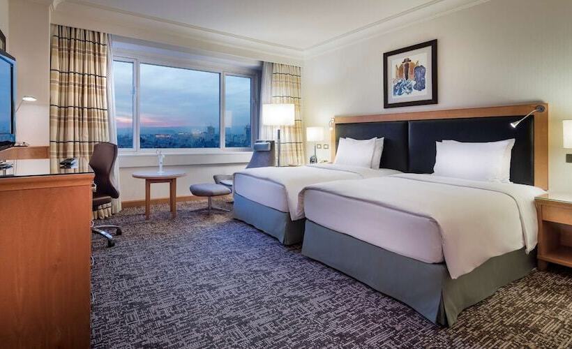 اتاق استاندارد با تخت دوبل, Adana Hiltonsa