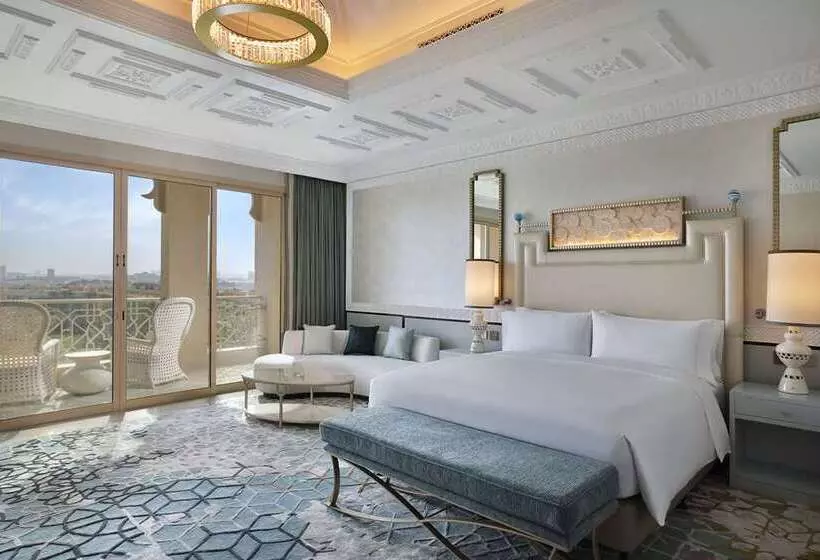 اتاق استاندارد با چشم‌انداز رودخانه, Adana Hiltonsa
