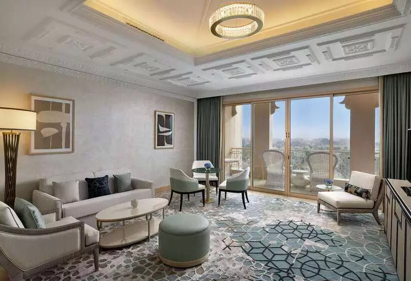 اتاق استاندارد با چشم‌انداز رودخانه, Adana Hiltonsa