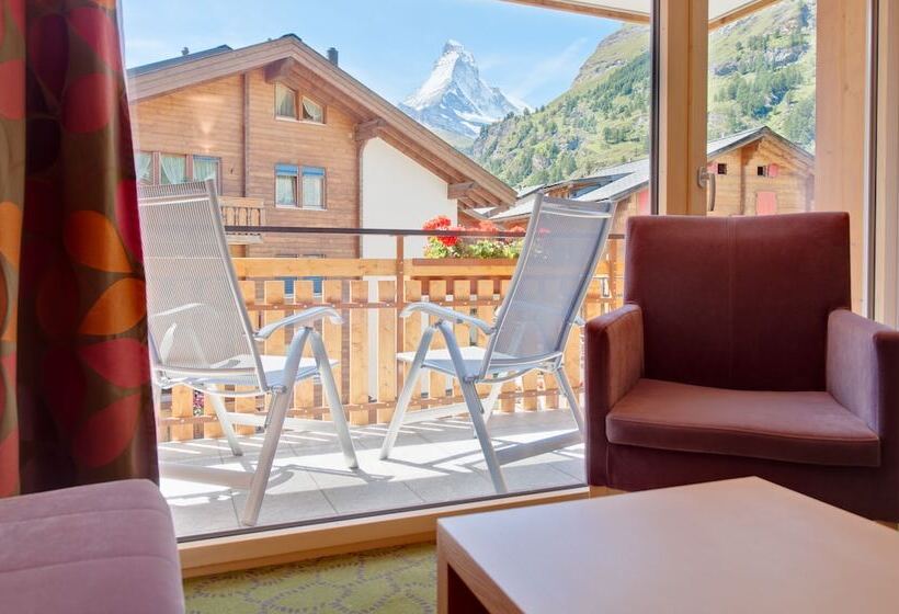 Deluxe Room Mountain View, Aristella Swissflair