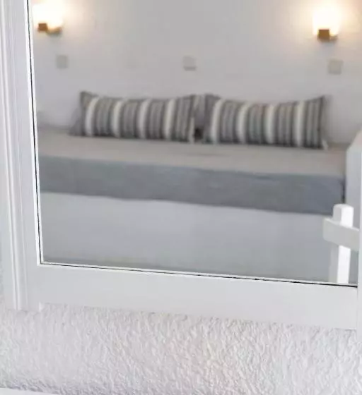 景色の見えるスイートルーム, Artemis Suites