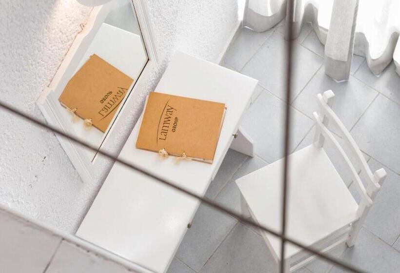 Suíte com Vistas, Artemis Suites