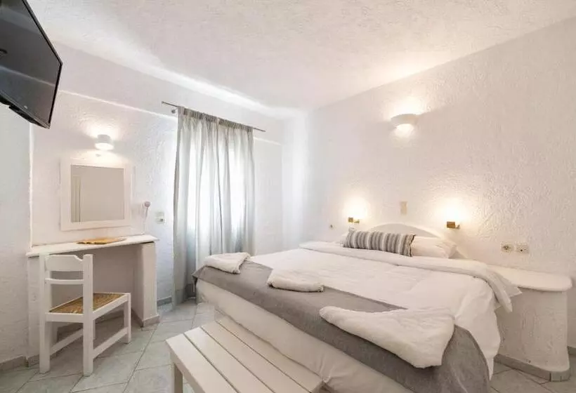 ファミリールーム, Artemis Suites