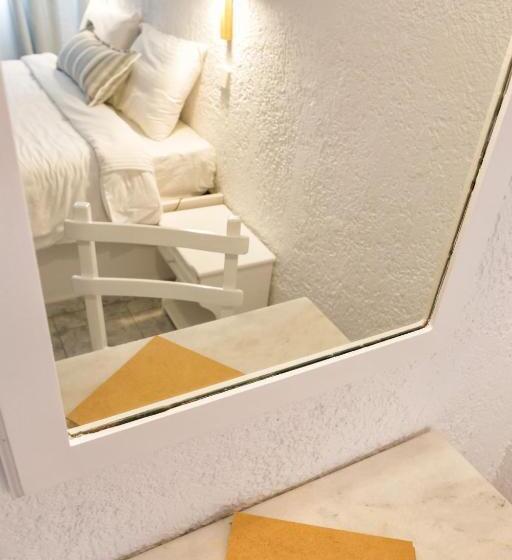 Quarto Estandar, Artemis Suites