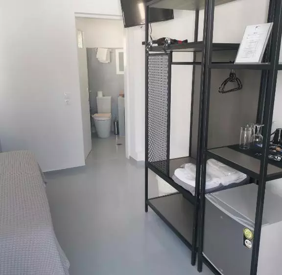 ２ベッドスイートルーム, Artemis Suites