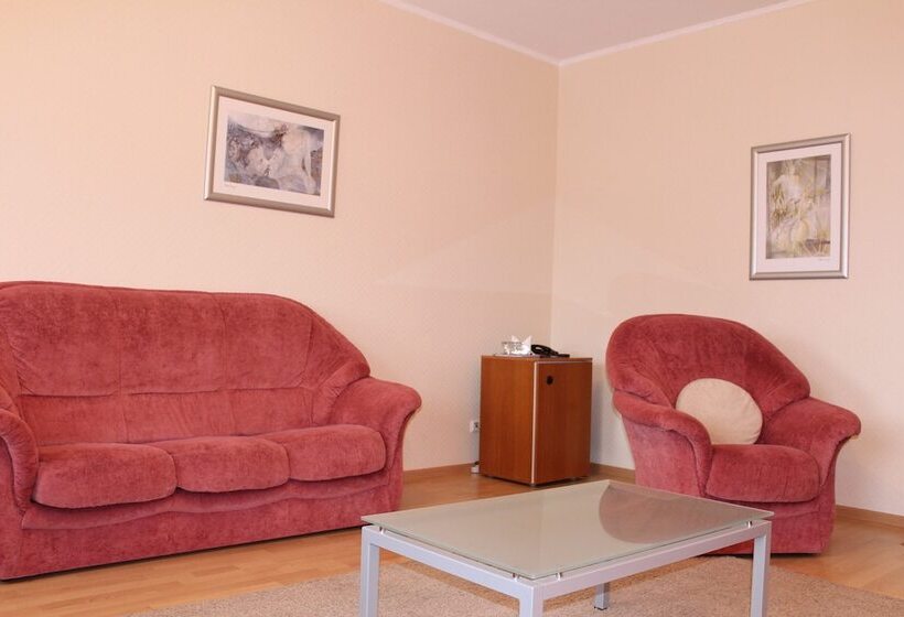 سوییت, Club Prionezhskiy