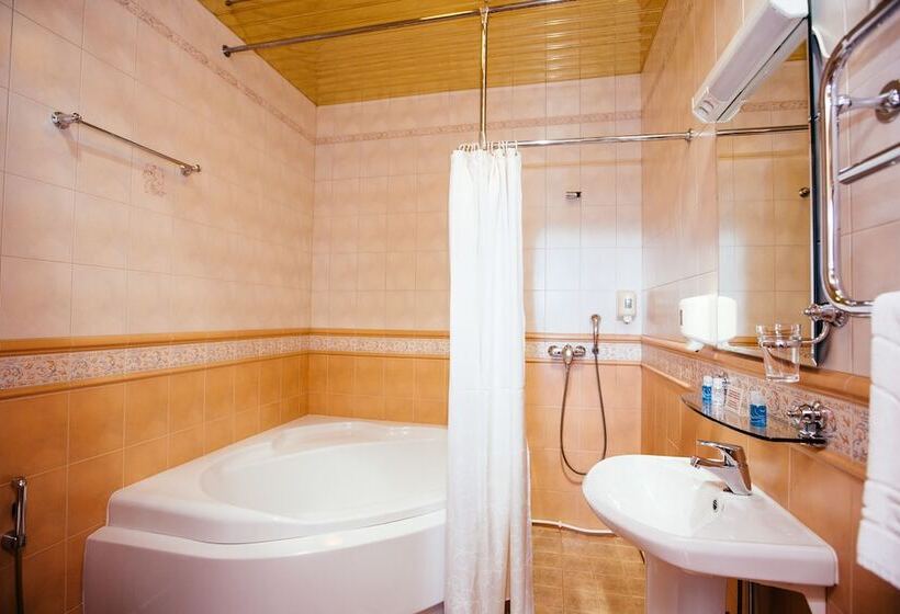 سوییت, Club Prionezhskiy