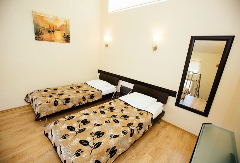 سوییت دوبلکس, Club Prionezhskiy