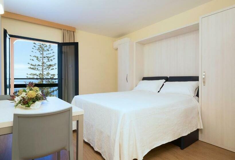 会所一室公寓, Dom Pedro Garajau