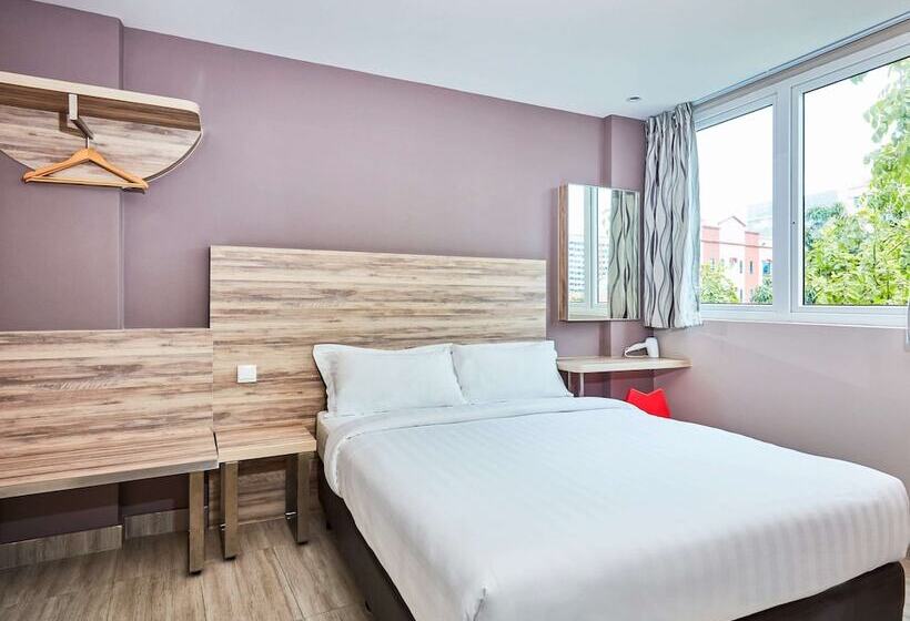 Deluxe Room, Ibis Budget Singapore Crystal