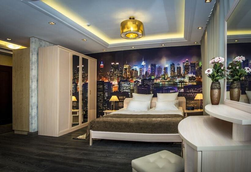 חדר סטודיו סטנדרד, Intourist