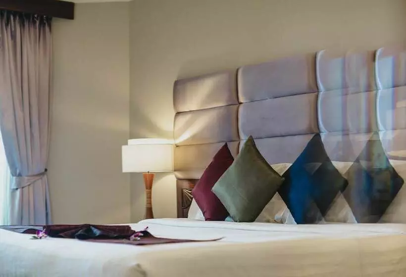 片側に海が見えるデラックスルーム, Nora Beach Resort & Spa   Sha Extra Plus