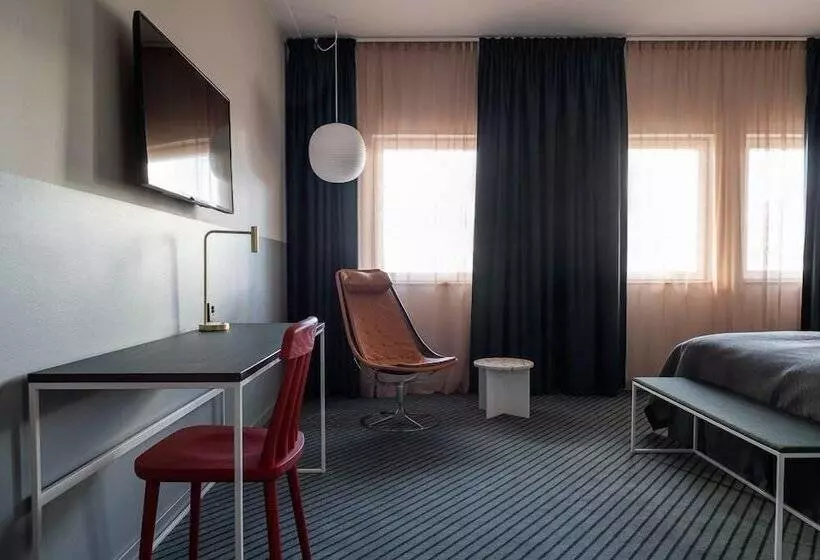 اتاق سوپریور, Quality Hotel Globe