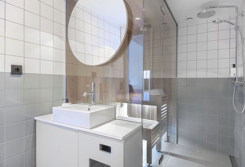 חדר סופריור, Quality Hotel Globe