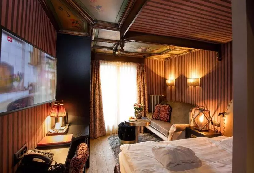 اتاق استاندارد یک نفره, Resort Hotel Alex Zermatt
