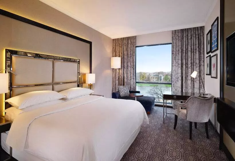 اتاق پرمیوم, Sheraton Grand Krakow
