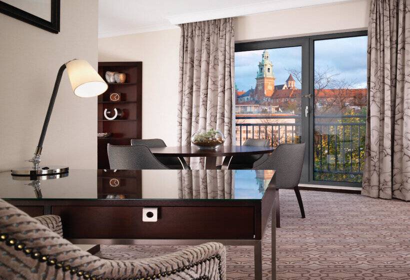 Люкс Deluxe Кровать Кинг, Sheraton Grand Krakow