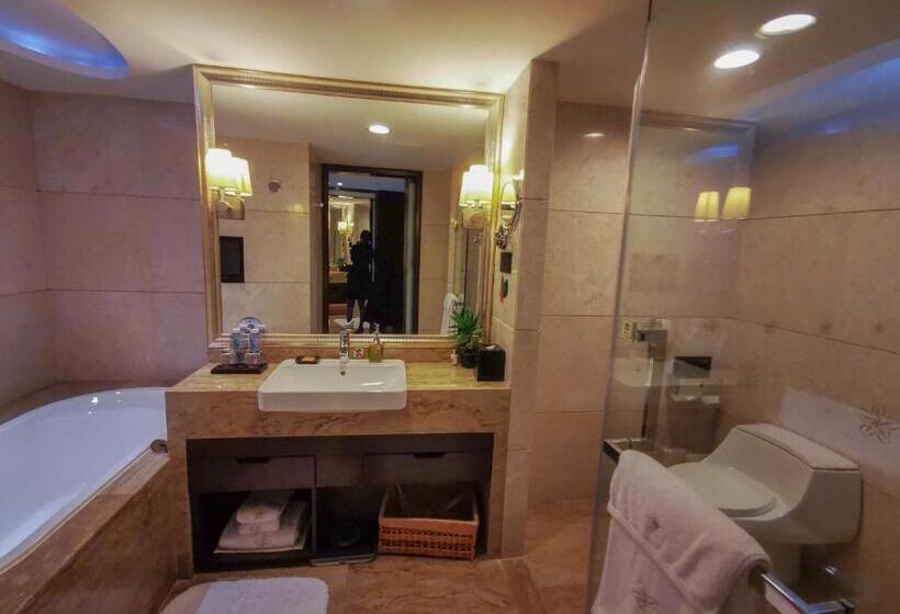 اتاق اجرایی با تخت بزرگ, The Pavilion Hotel Shenzhen