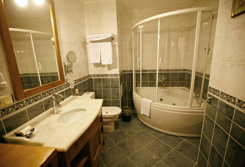 اتاق لوکس, Uyan   Special Class