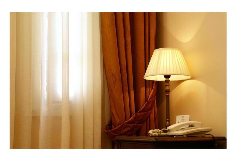 اتاق استاندارد, Uyan   Special Class