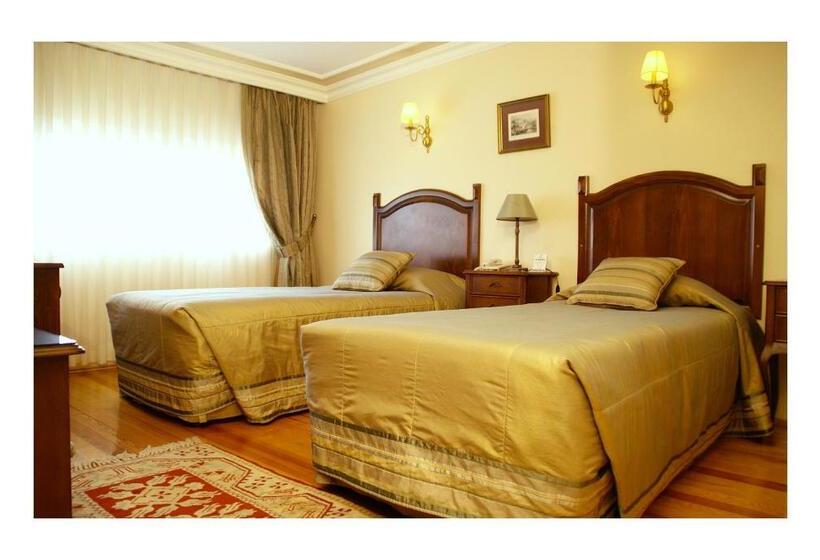 اتاق استاندارد, Uyan   Special Class