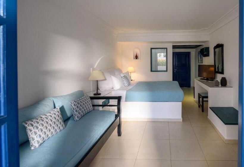 经济型三人房间, Veggera Beach