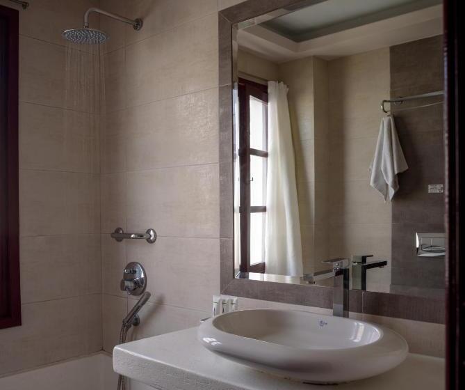 高级大房间, Veggera Beach