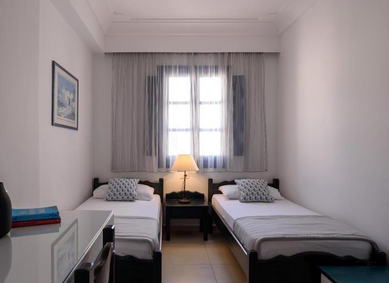 复式房间, Veggera Beach